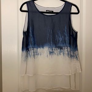 Melanie Lyne delicate work top with cute back